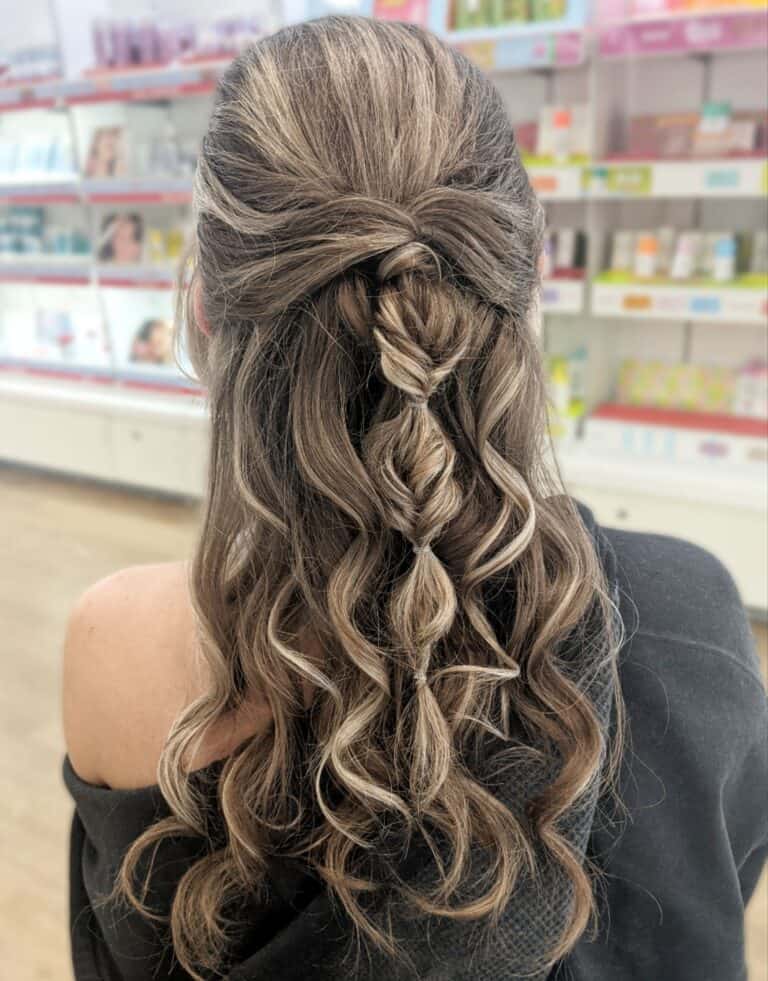 17 Stunning Homecoming Hairstyles for Long Hair That Turn Heads ✨