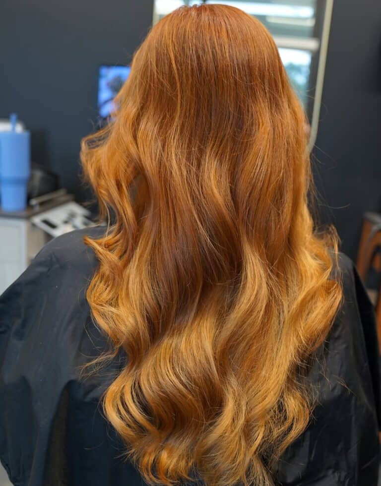 16 Enchanting Fall Hair Colors for a Radiant Seasonal Transformation 🍂